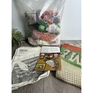 1970s Artcraft Concepts Latch Hook Rug Kit Welcome Christmas Cat & Mouse READ
